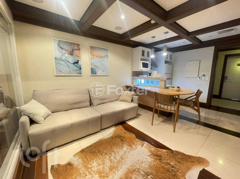 Apartamento à venda com 1 quarto, 43m² - Foto 2