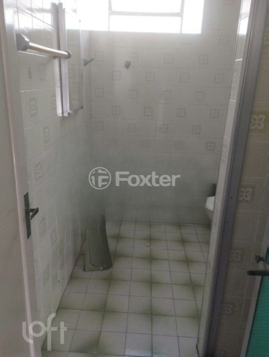Apartamento à venda com 3 quartos, 76m² - Foto 4