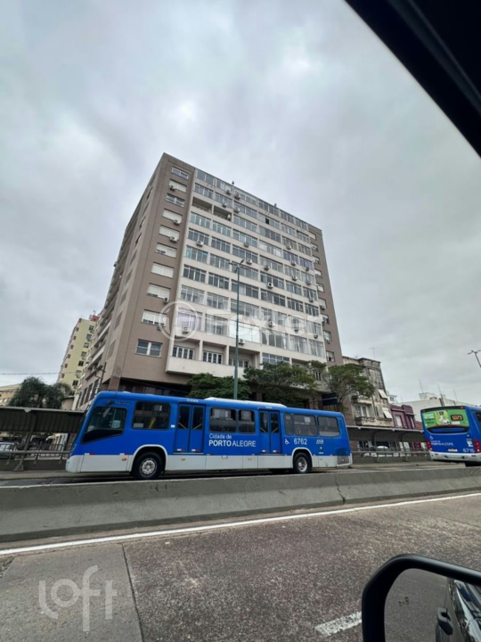 Apartamento à venda com 3 quartos, 121m² - Foto 31