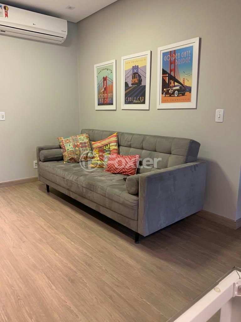 Apartamento à venda com 2 quartos, 75m² - Foto 1