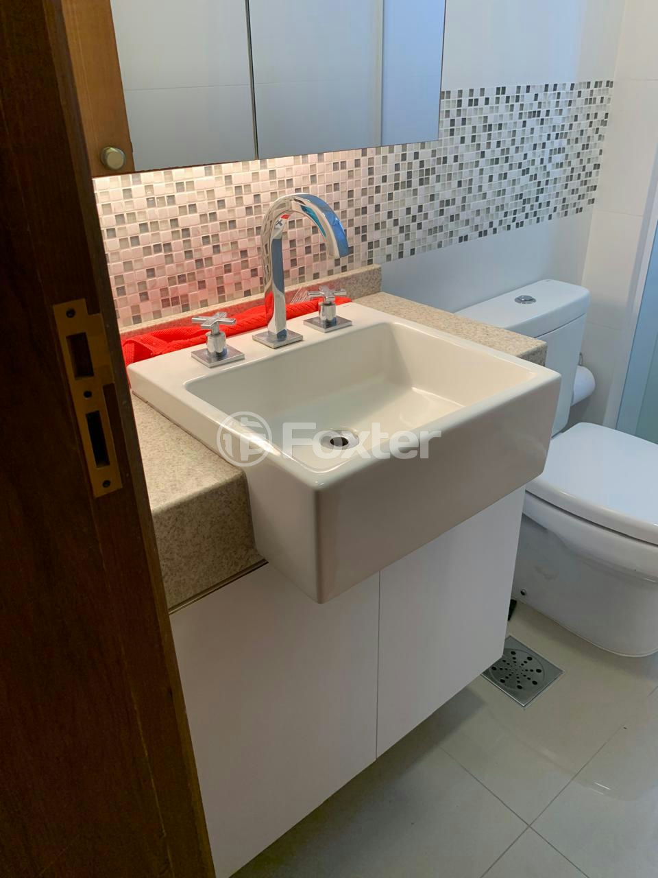 Apartamento à venda com 2 quartos, 75m² - Foto 7