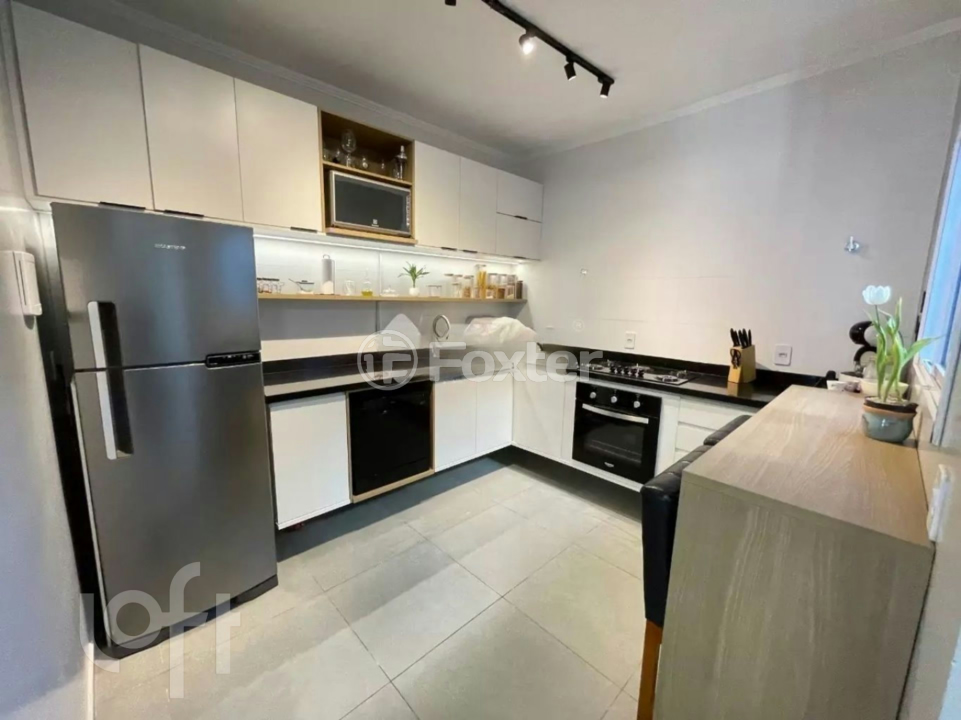 Casa à venda com 3 quartos, 60m² - Foto 5