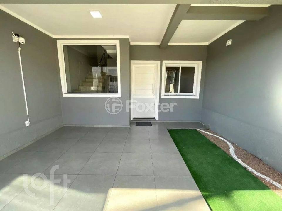 Casa à venda com 3 quartos, 60m² - Foto 2