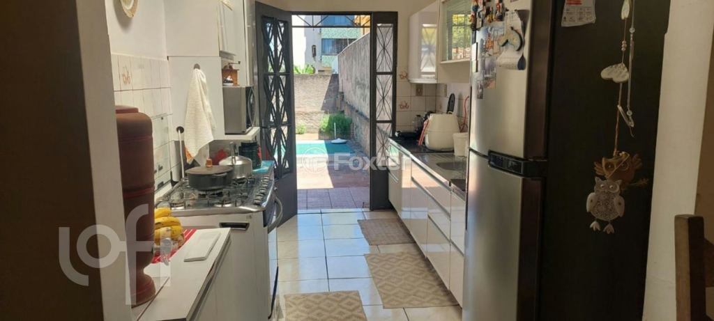 Casa à venda com 3 quartos, 70m² - Foto 5