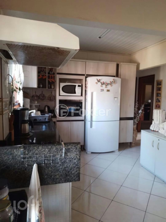 Casa à venda com 2 quartos, 80m² - Foto 10