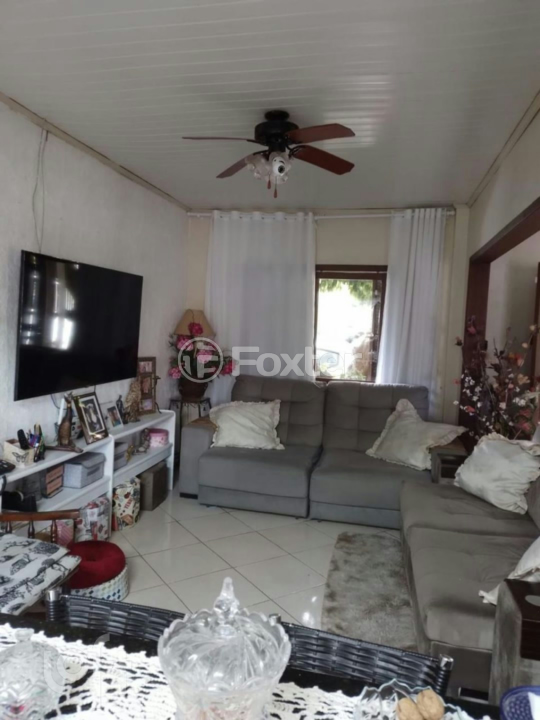 Casa à venda com 2 quartos, 80m² - Foto 2