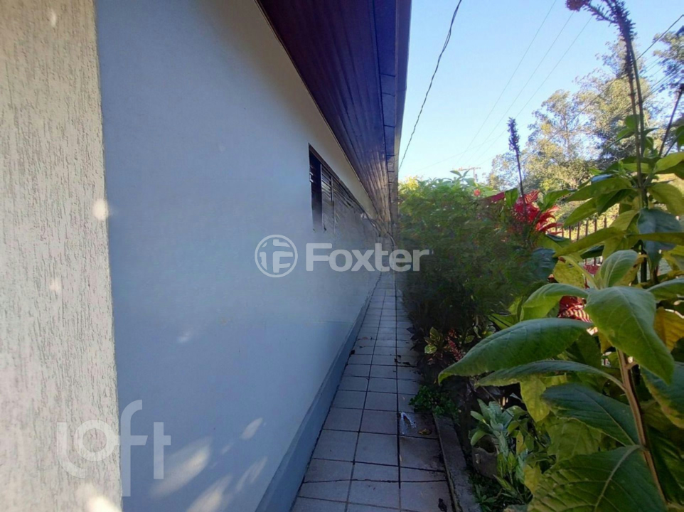 Casa à venda com 3 quartos, 140m² - Foto 3