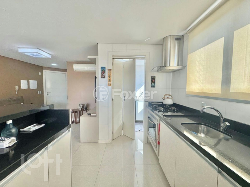 Apartamento à venda com 2 quartos, 79m² - Foto 34