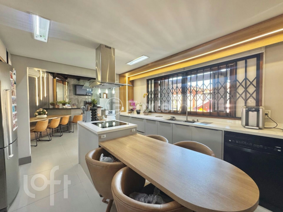 Casa à venda com 4 quartos, 217m² - Foto 7