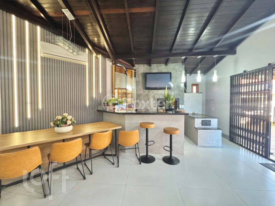Casa à venda com 4 quartos, 217m² - Foto 8