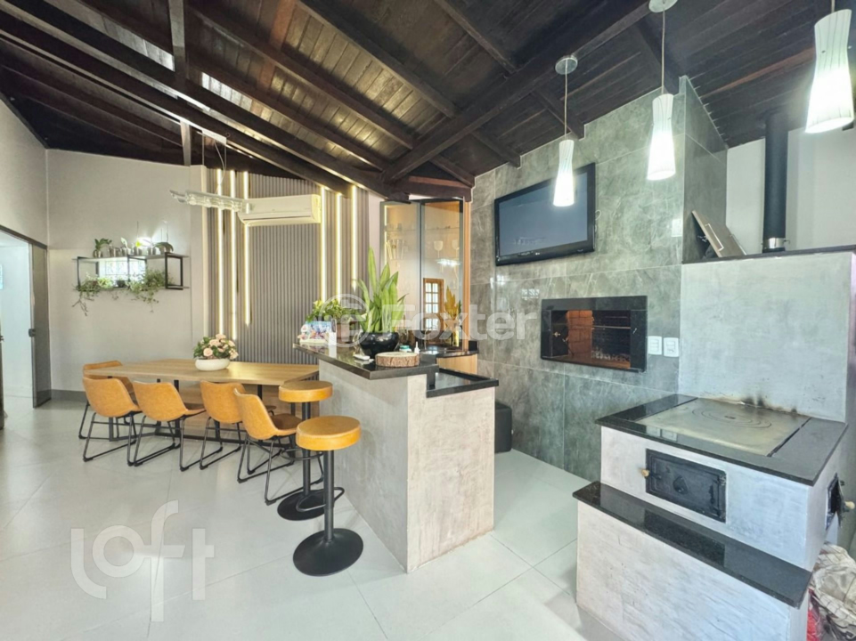 Casa à venda com 4 quartos, 217m² - Foto 9