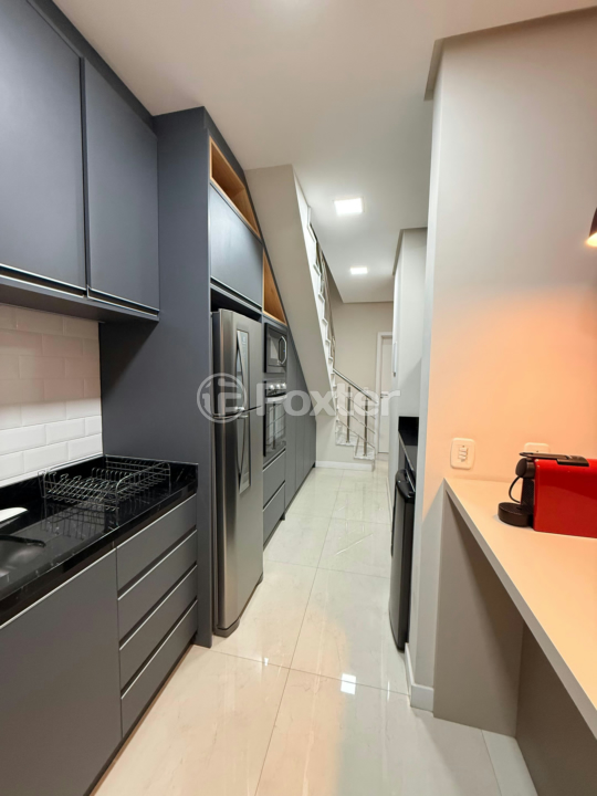 Casa de Condomínio à venda com 3 quartos, 143m² - Foto 4