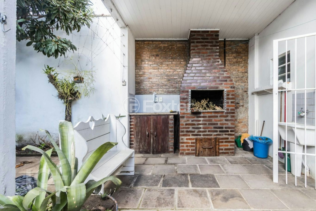 Casa à venda com 2 quartos, 135m² - Foto 8
