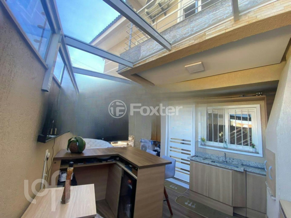 Casa à venda com 3 quartos, 164m² - Foto 8