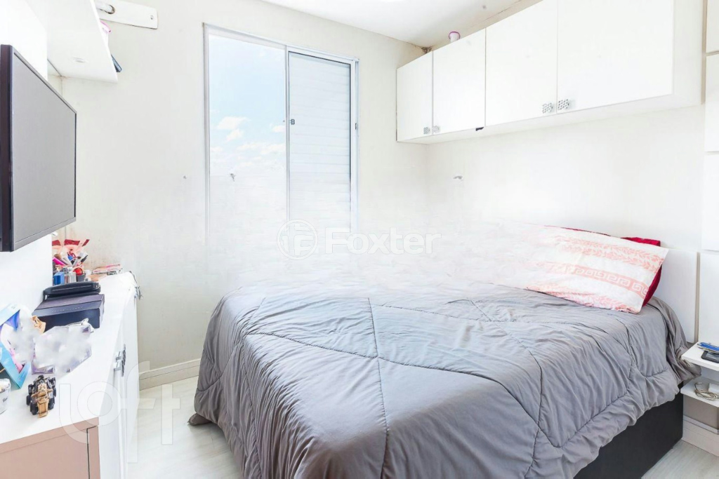 Apartamento à venda com 2 quartos, 44m² - Foto 17