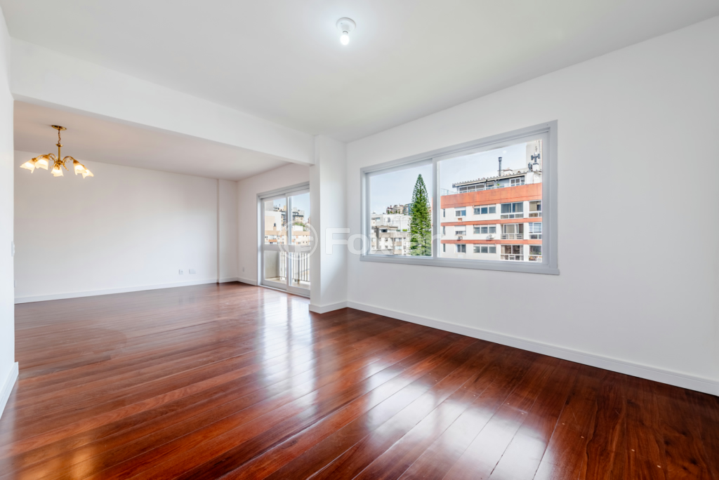 Apartamento à venda com 3 quartos, 141m² - Foto 1