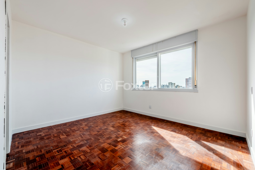 Apartamento à venda com 3 quartos, 141m² - Foto 21