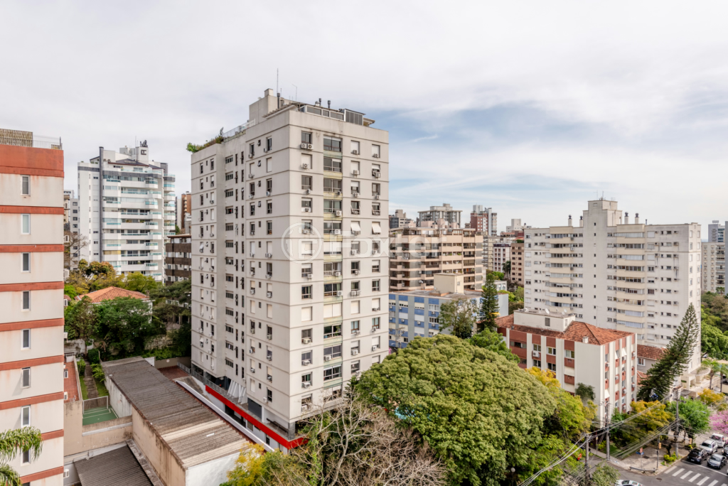 Apartamento à venda com 3 quartos, 141m² - Foto 9