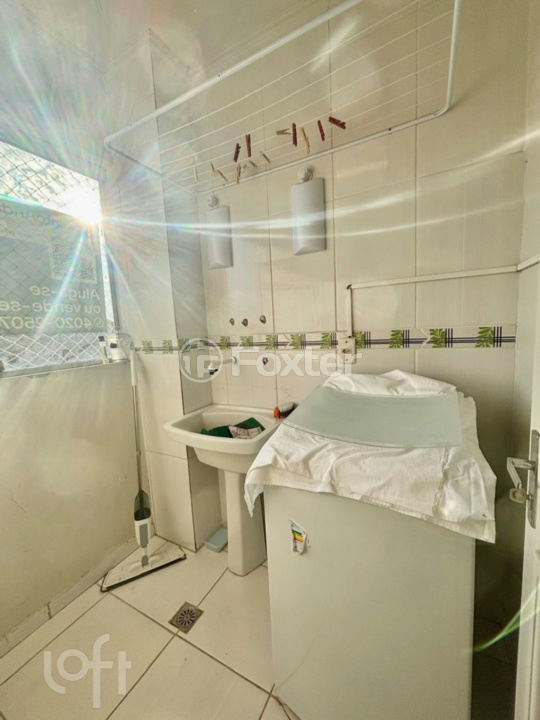 Apartamento à venda com 2 quartos, 56m² - Foto 15