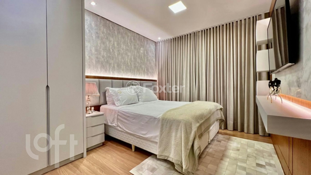 Casa à venda com 4 quartos, 234m² - Foto 11