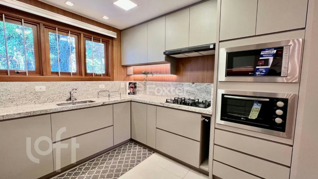 Casa à venda com 4 quartos, 234m² - Foto 8