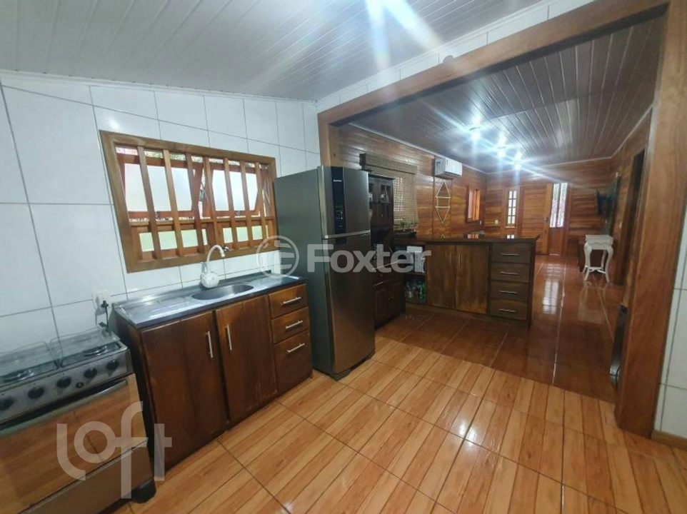 Casa à venda com 2 quartos, 62m² - Foto 4