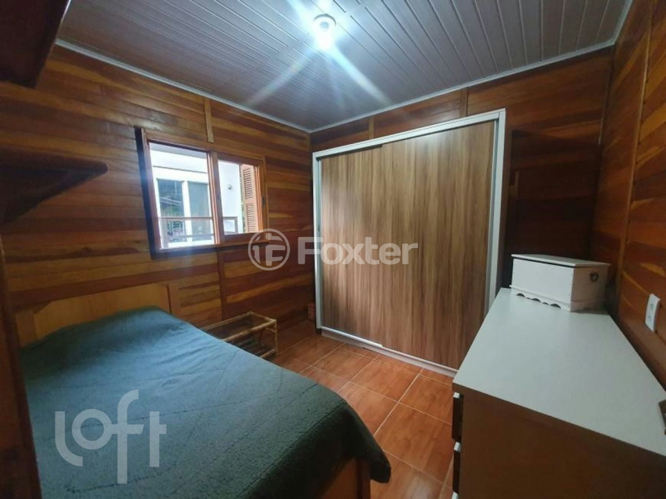 Casa à venda com 2 quartos, 62m² - Foto 2