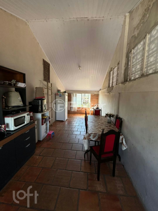Casa à venda com 3 quartos, 196m² - Foto 3