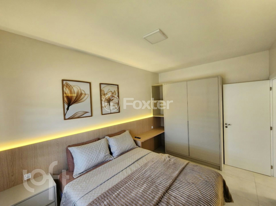 Casa à venda com 2 quartos, 52m² - Foto 17