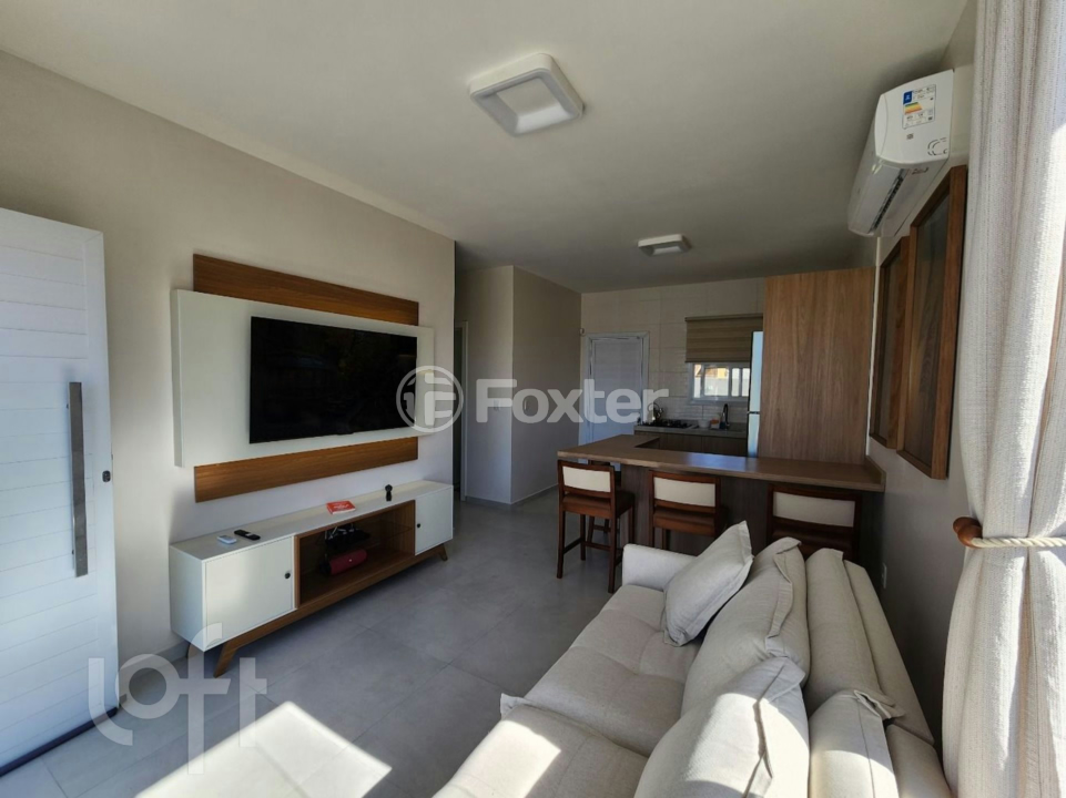 Casa à venda com 2 quartos, 52m² - Foto 7