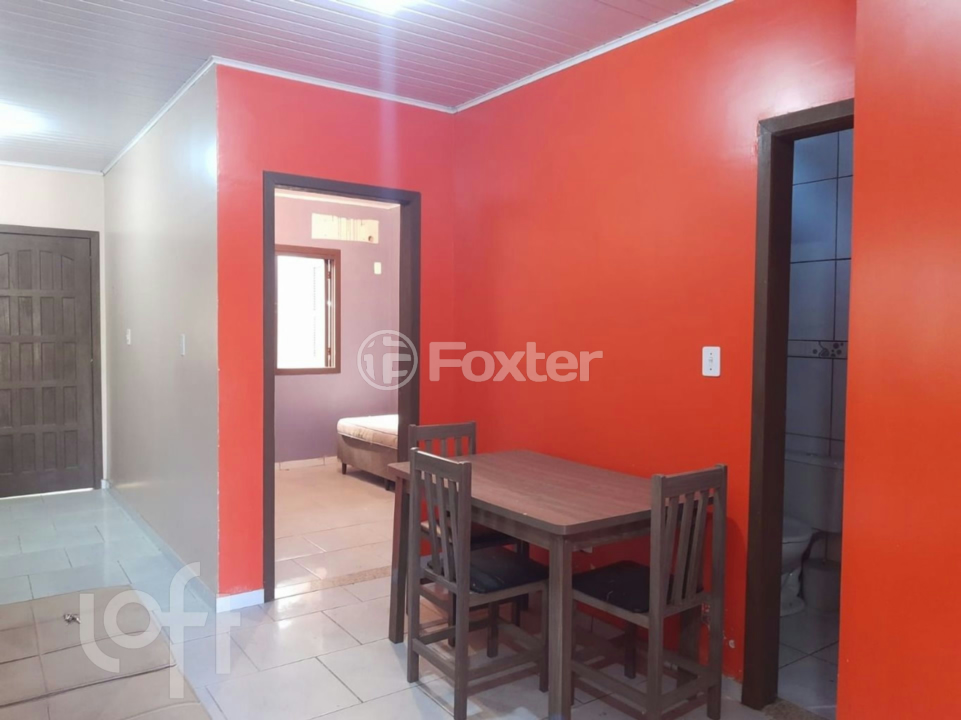 Casa à venda com 2 quartos, 53m² - Foto 1