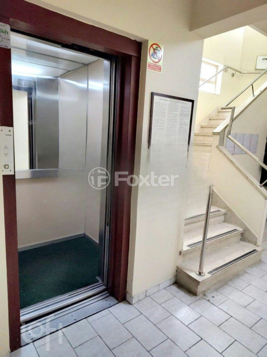 Apartamento à venda com 1 quarto, 36m² - Foto 19
