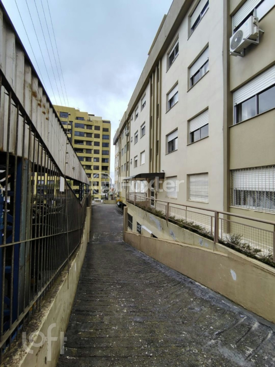Apartamento à venda com 2 quartos, 82m² - Foto 12