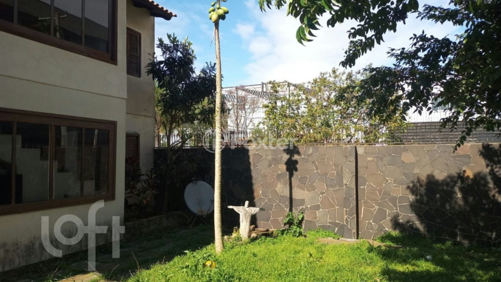 Casa à venda com 4 quartos, 500m² - Foto 2