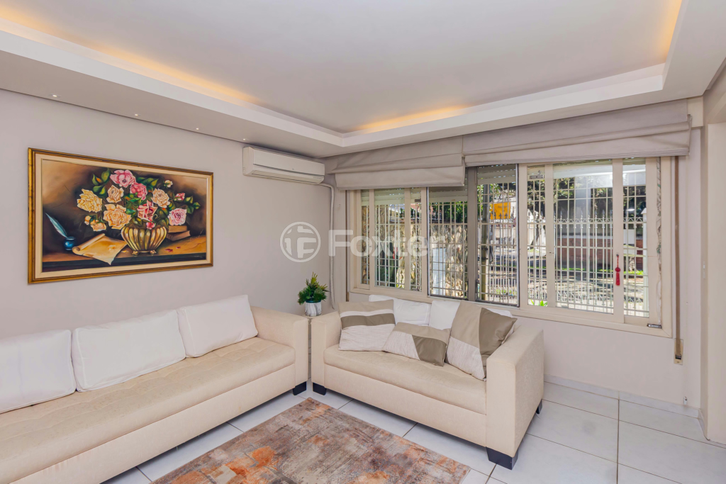 Casa à venda com 3 quartos, 164m² - Foto 2