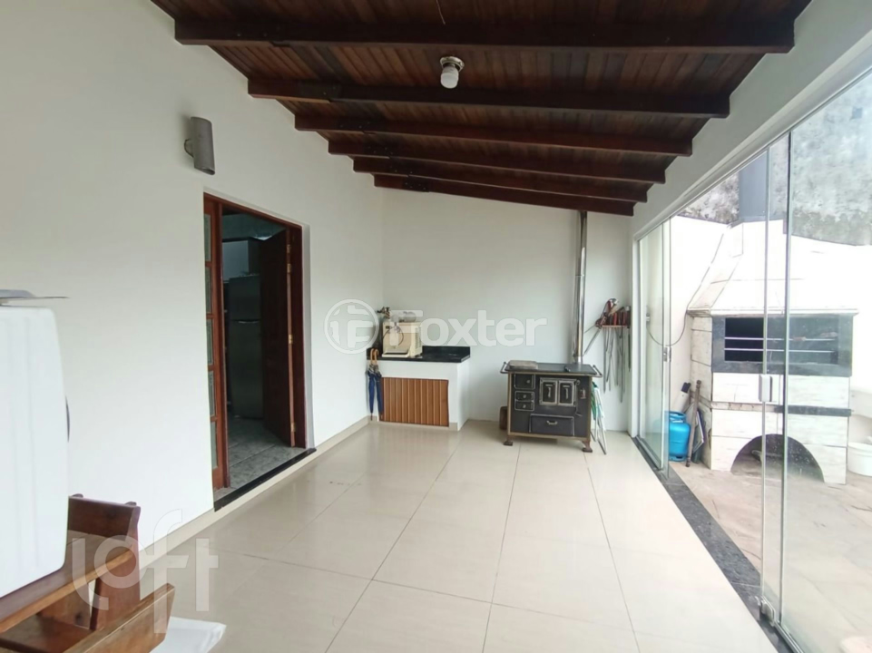Casa à venda com 3 quartos, 70m² - Foto 17