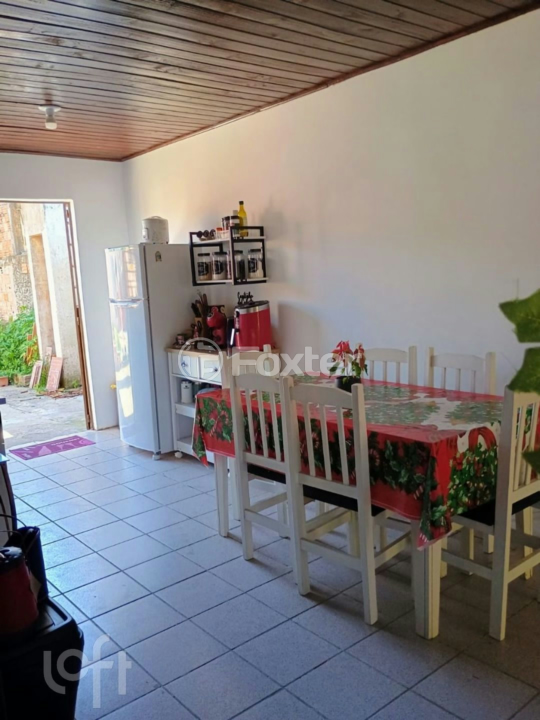 Casa à venda com 3 quartos, 81m² - Foto 5