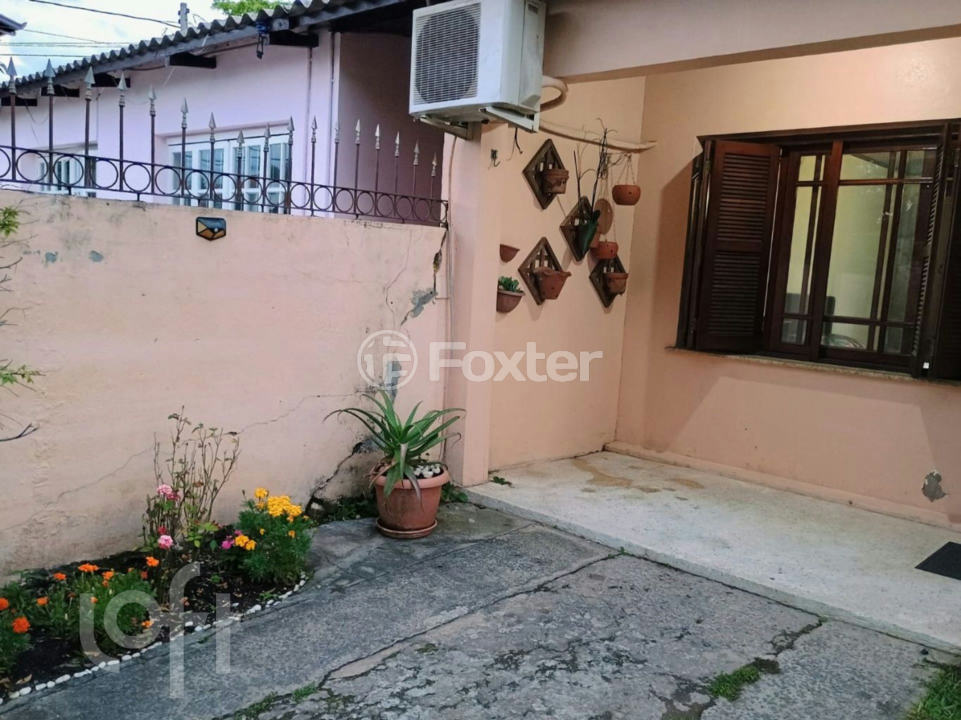 Casa à venda com 3 quartos, 81m² - Foto 12