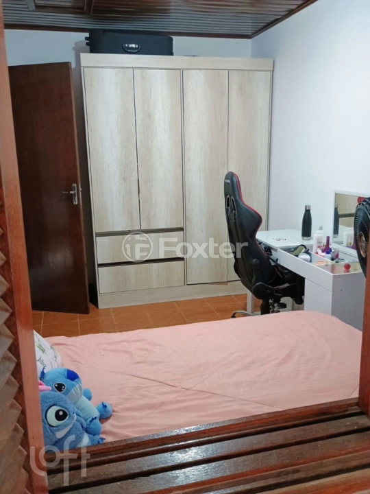 Casa à venda com 3 quartos, 81m² - Foto 9