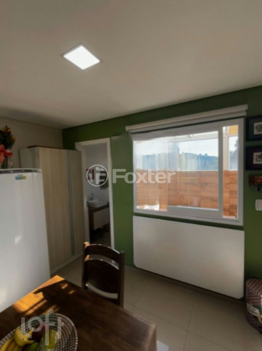Casa à venda com 2 quartos, 94m² - Foto 3