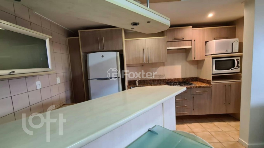 Apartamento à venda com 2 quartos, 73m² - Foto 2