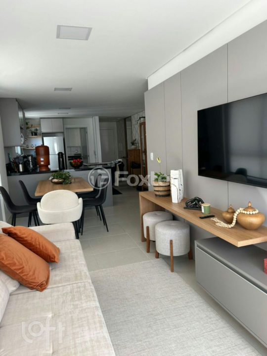 Apartamento à venda com 2 quartos, 85m² - Foto 1