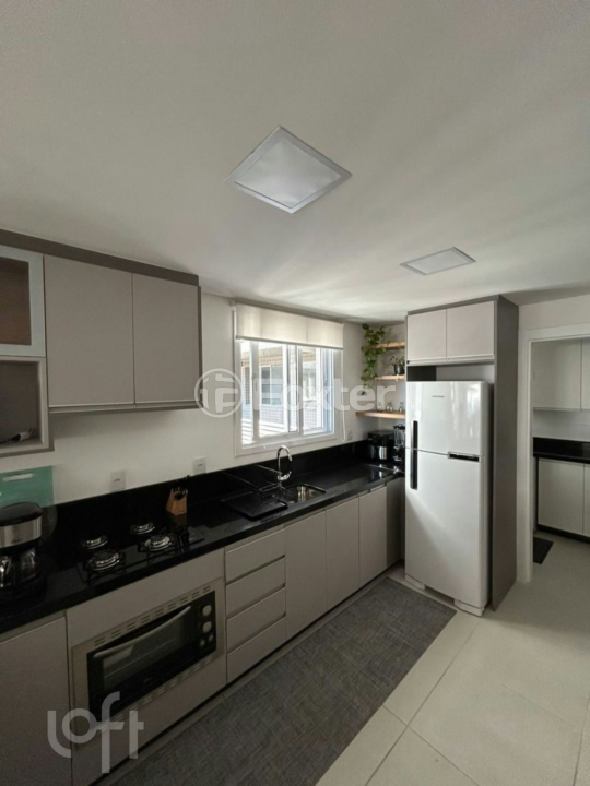 Apartamento à venda com 2 quartos, 85m² - Foto 4