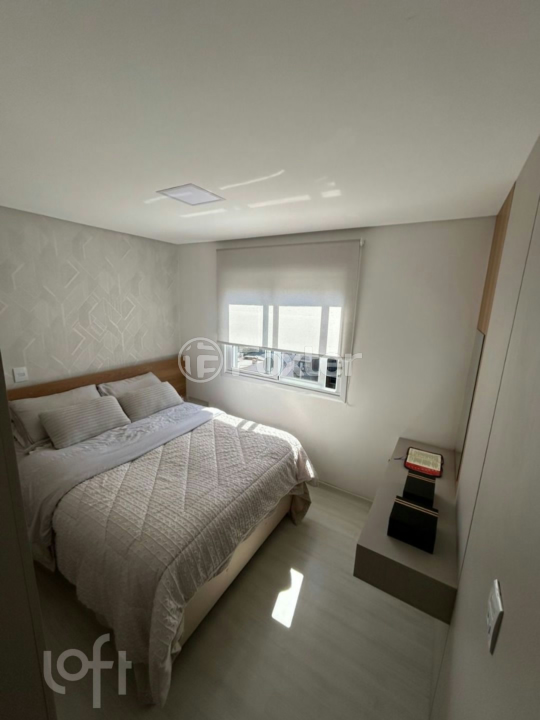 Apartamento à venda com 2 quartos, 85m² - Foto 6
