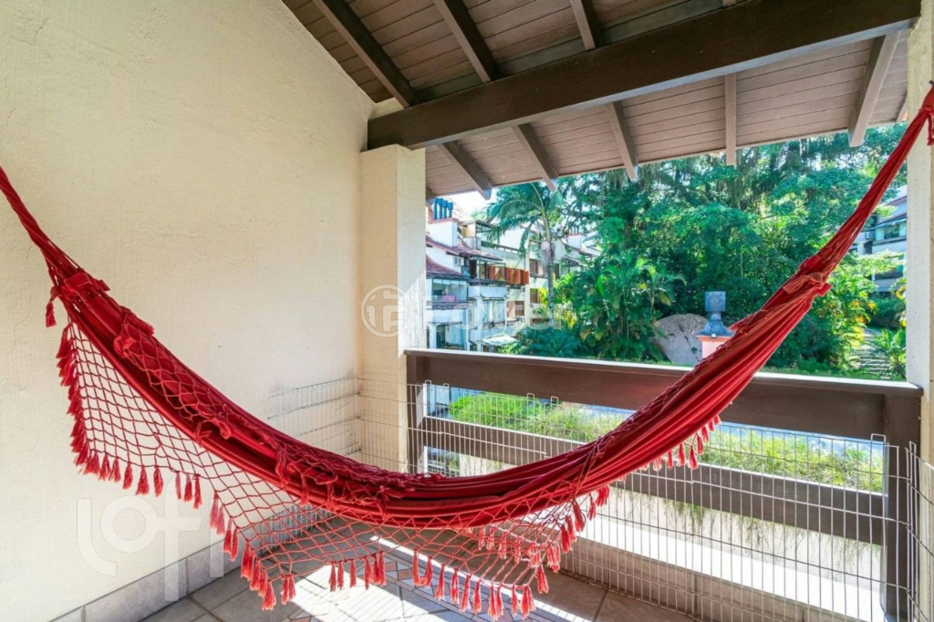 Cobertura à venda com 3 quartos, 154m² - Foto 3