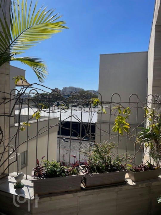 Cobertura à venda com 2 quartos, 98m² - Foto 8