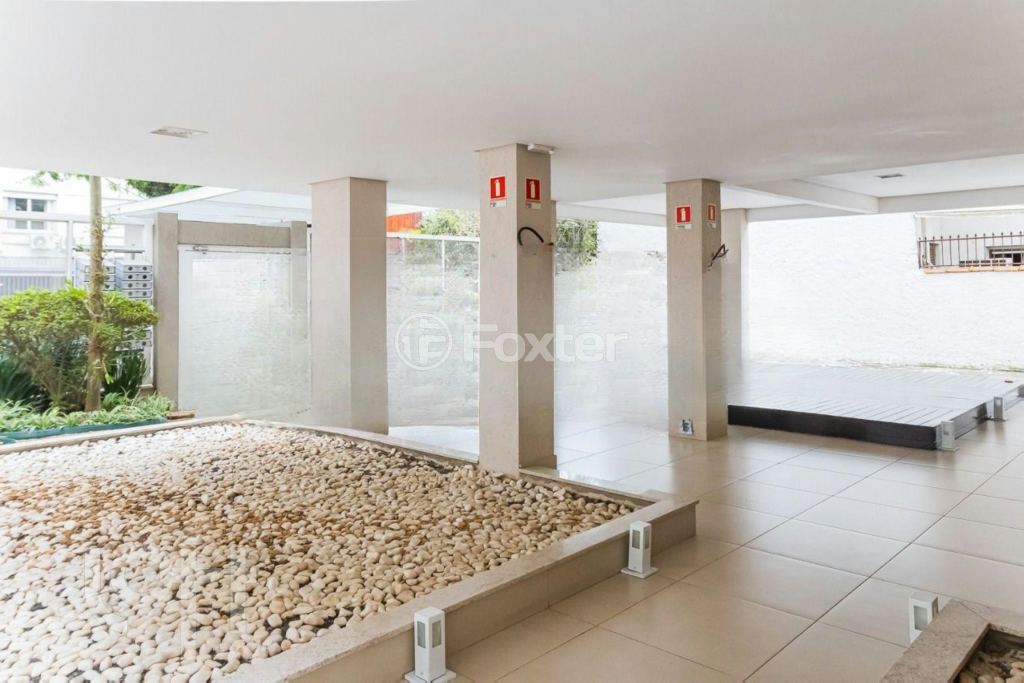 Apartamento à venda com 2 quartos, 70m² - Foto 17