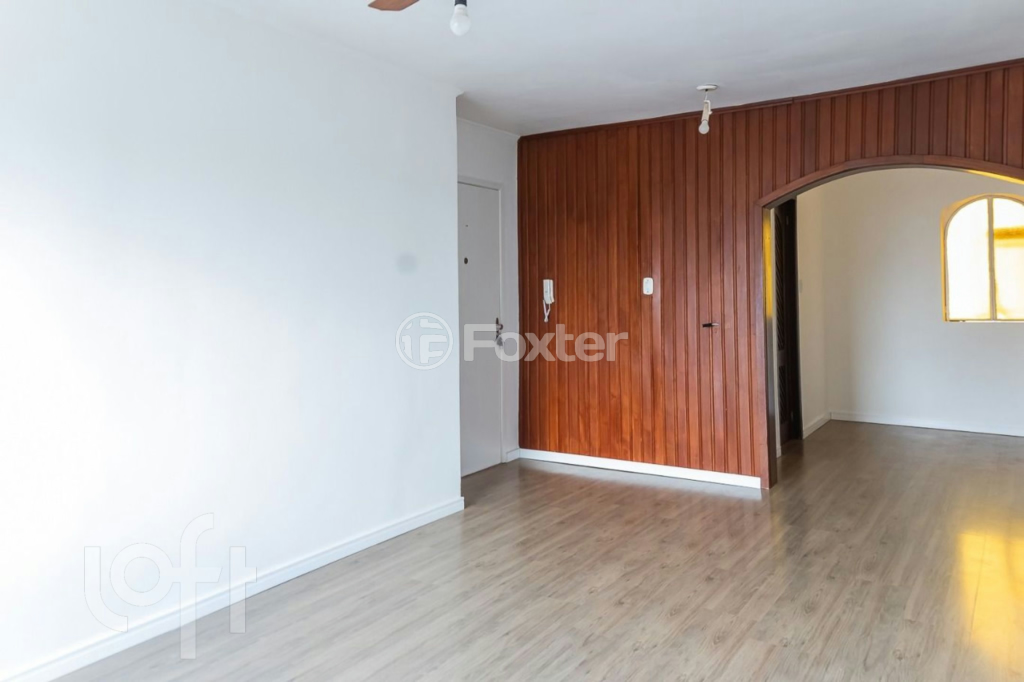 Apartamento à venda com 2 quartos, 70m² - Foto 1