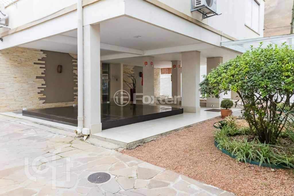 Apartamento à venda com 2 quartos, 70m² - Foto 19