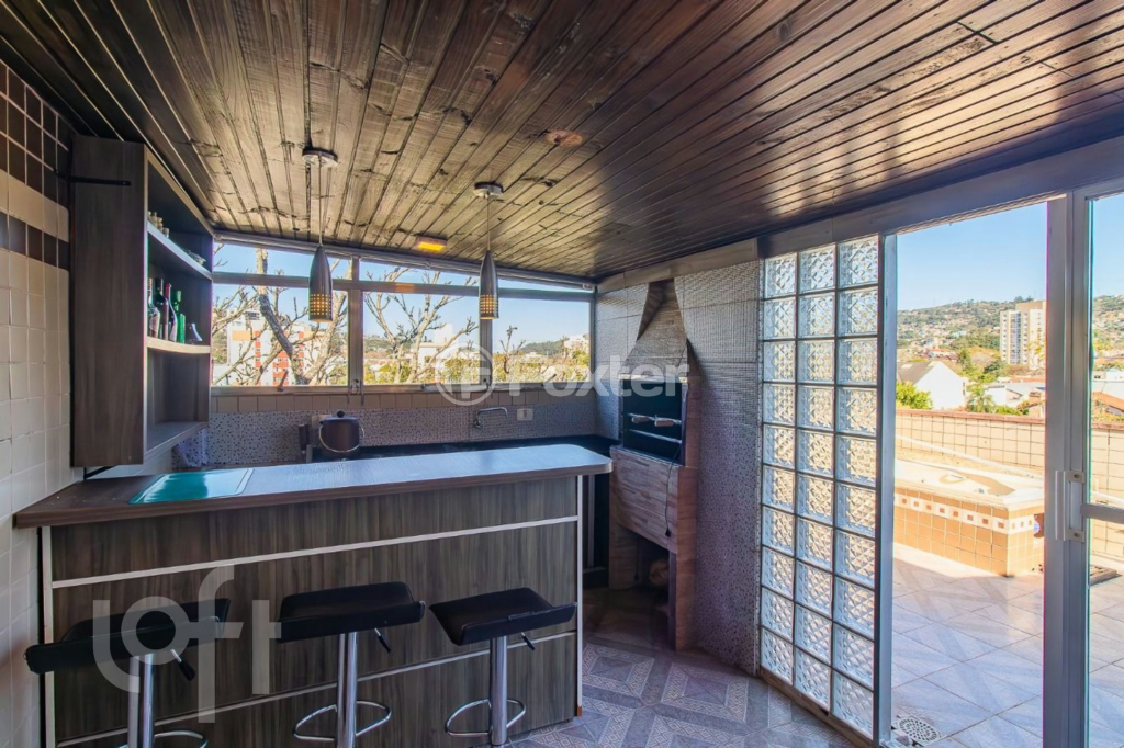 Cobertura à venda com 3 quartos, 140m² - Foto 1